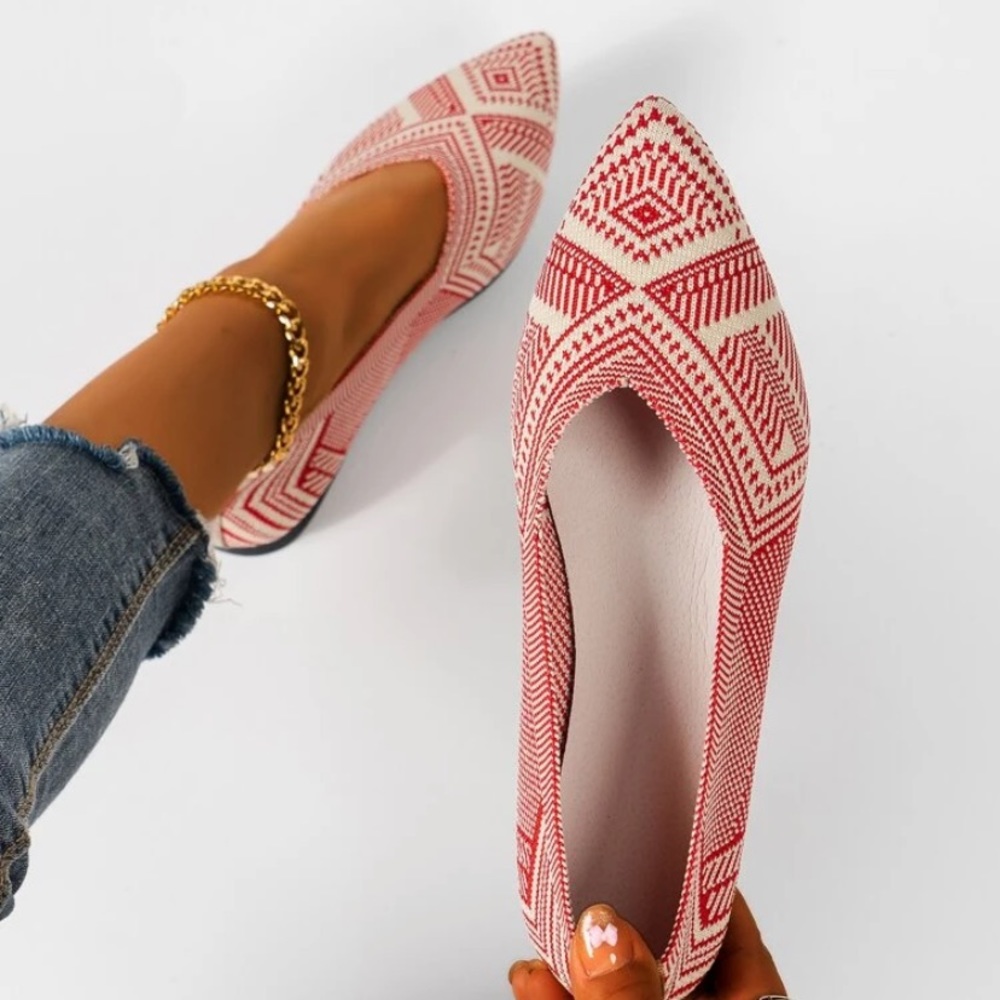 SHEIN Striped Pattern Point Toe Ballet Flats
